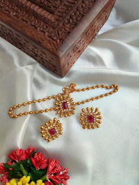 Antique Gold-Plated Stone Jewelry Set Textured Bead Mala with Floral Sunburst Pendant & Earrings