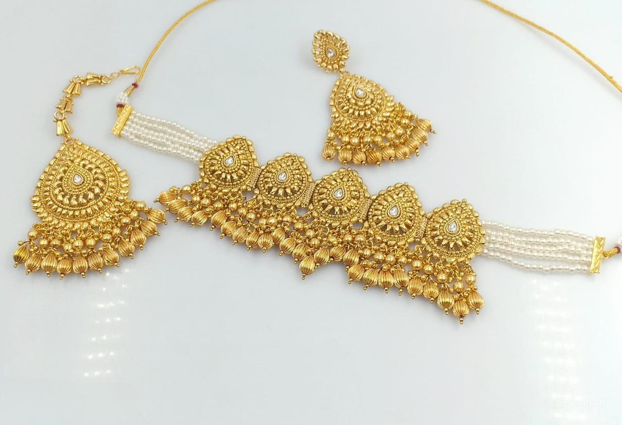 The Copper Heritage Pearl Choker Set