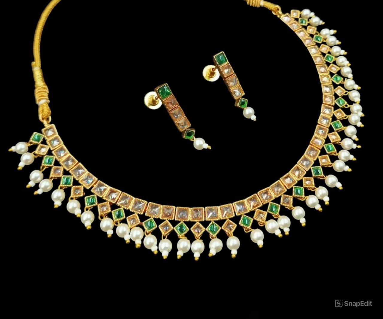 Emerald Green & Pearl Copper Choker Set